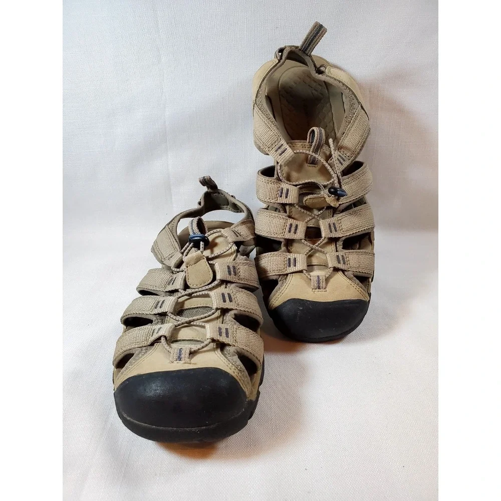 Croft & Barrow ● Men's Closed Toe Casual Sandals ●‎ Size 10 ● Beige